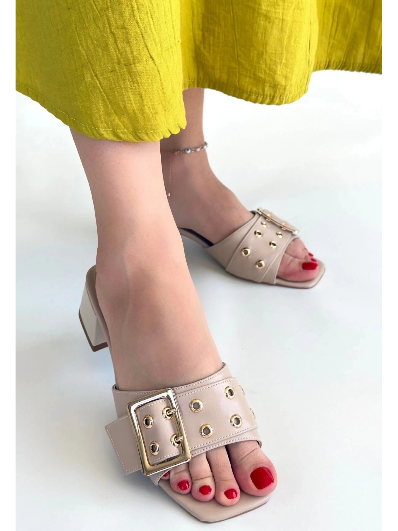 Ciey Bej Cilt Topuklu Terlik