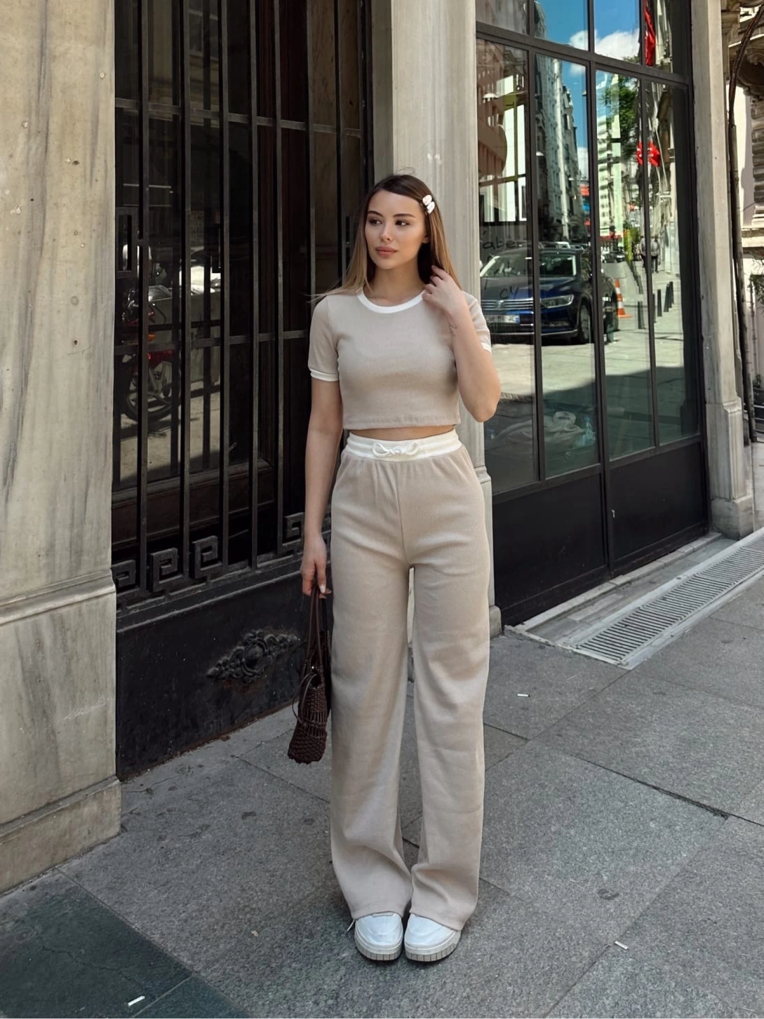 Crop pantolon biyeli takım bej