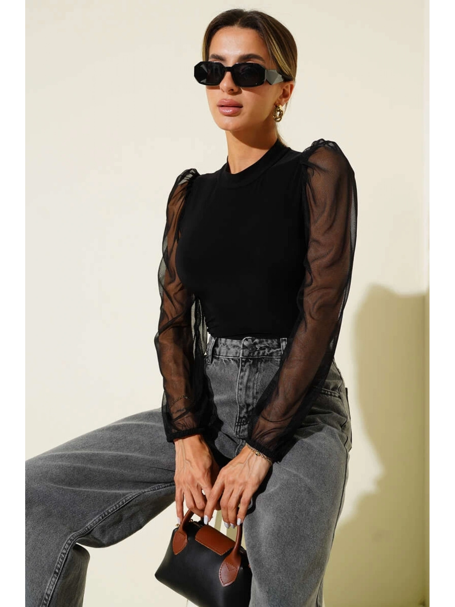 Dik yaka tül kollu bluz siyah t3066