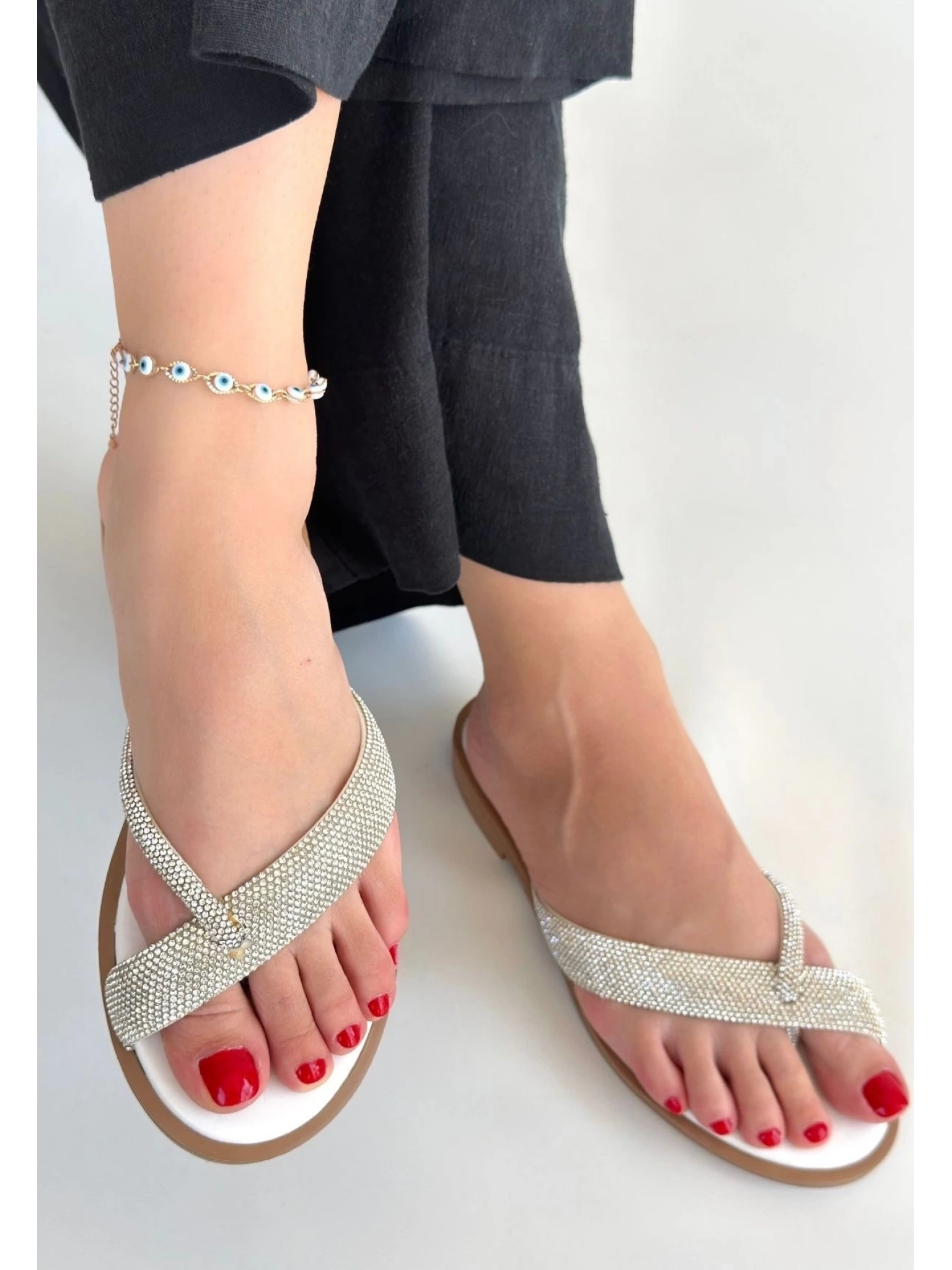 Eday Gümüş Boncuk İşlemeli Terlik