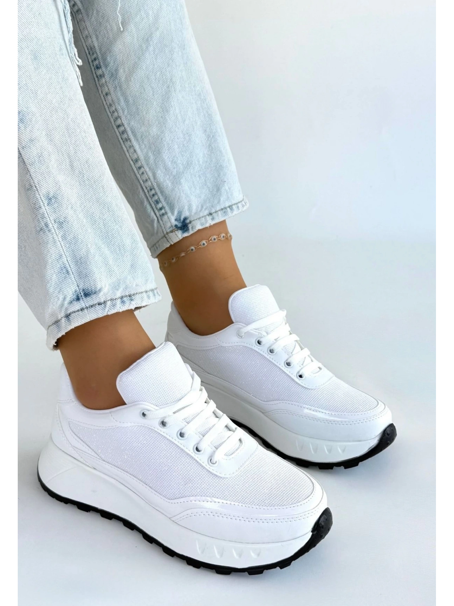 Edva Beyaz Cilt Bağcıklı Spor Ayakkabı