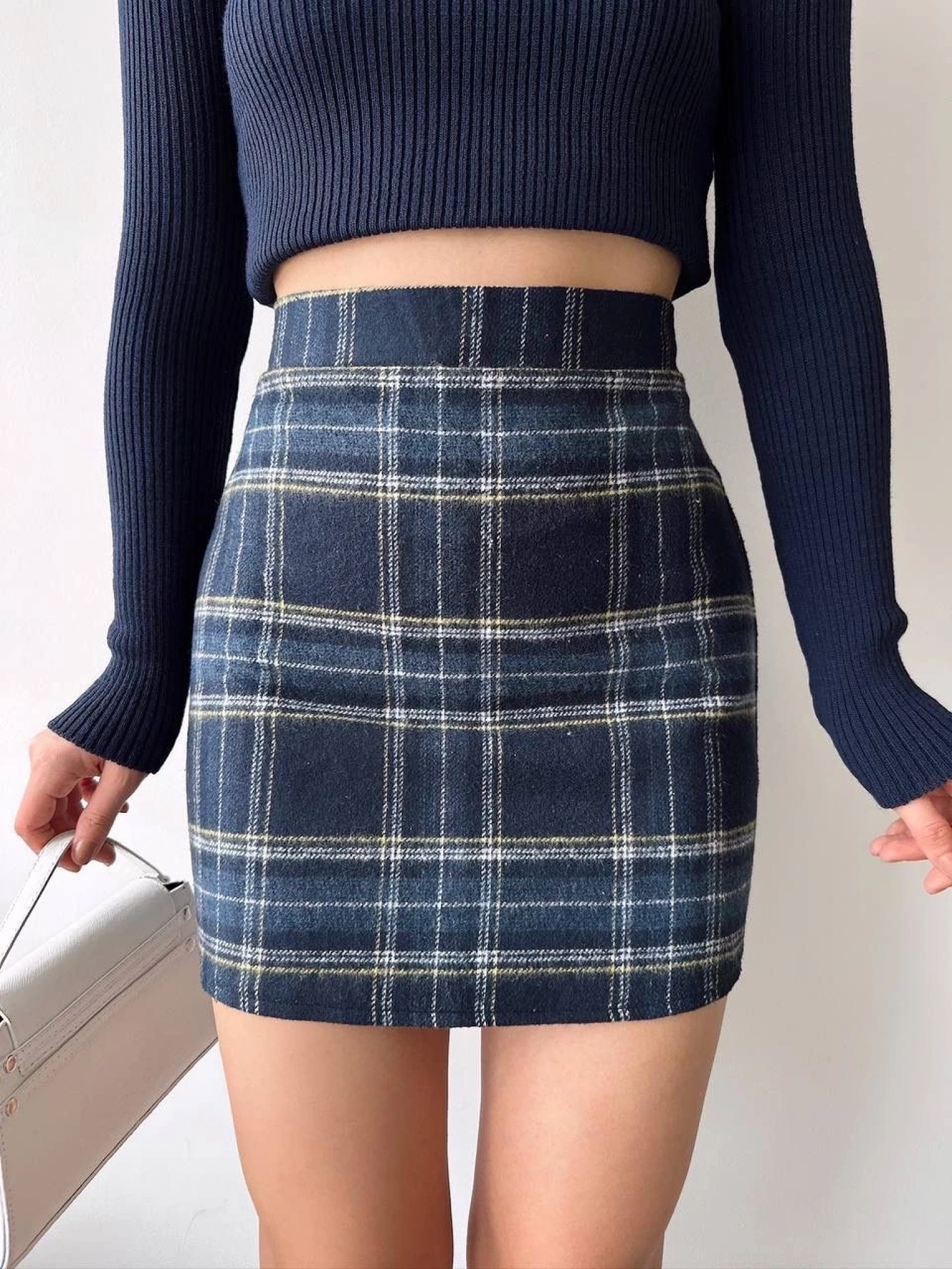 Ekoseli kaşe etek lacivert hf