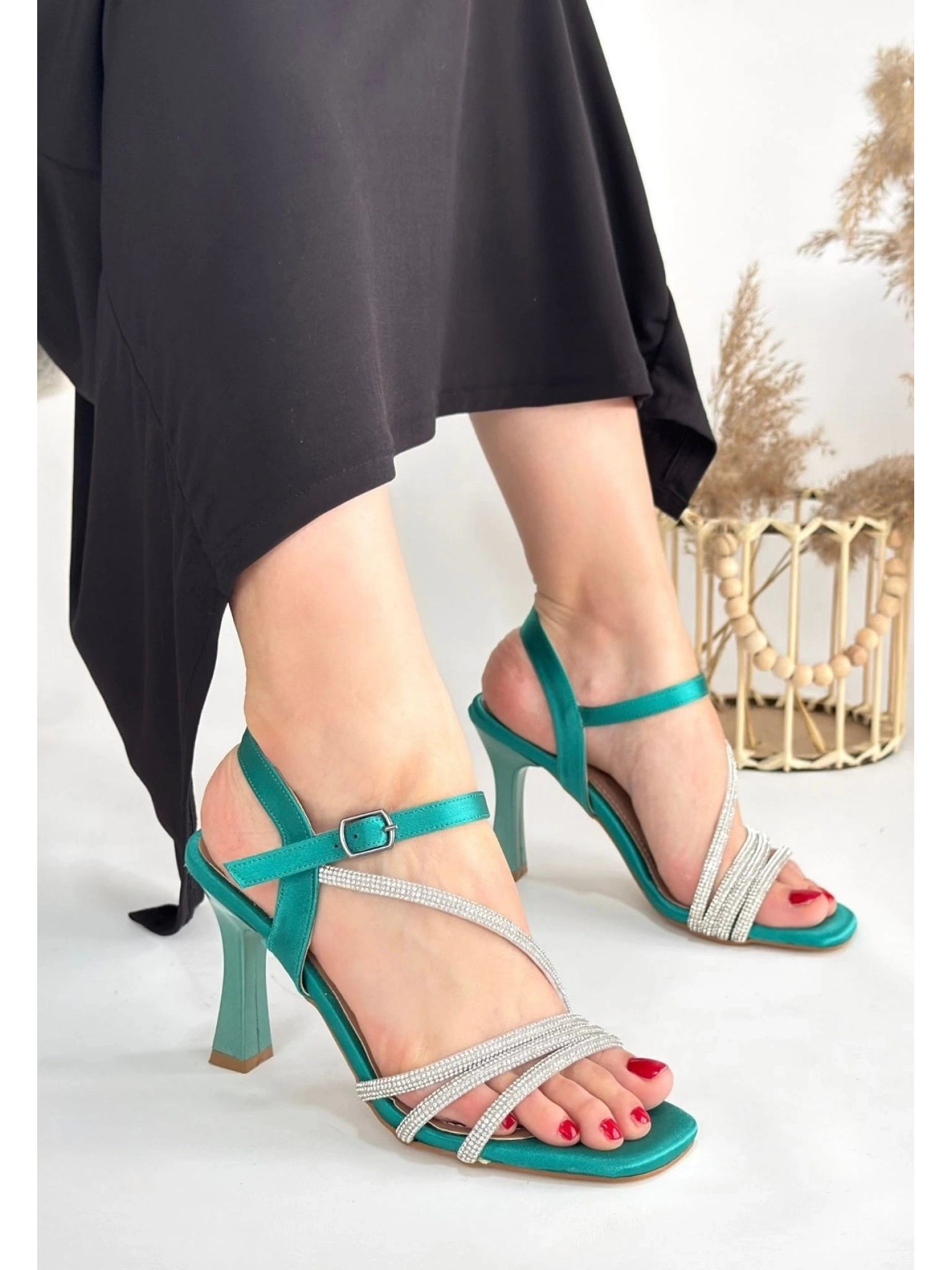 Gloria Yeşil Saten Topuklu Ayakkabı
