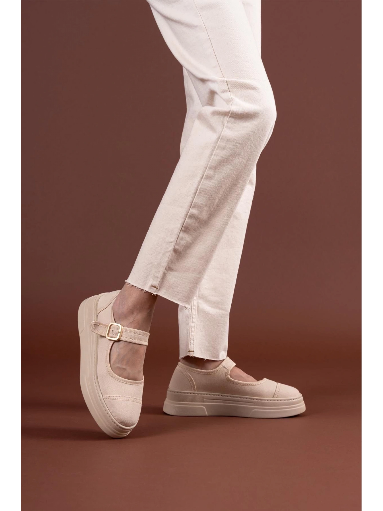 Lunni Bej Keten Spor Ayakkabı