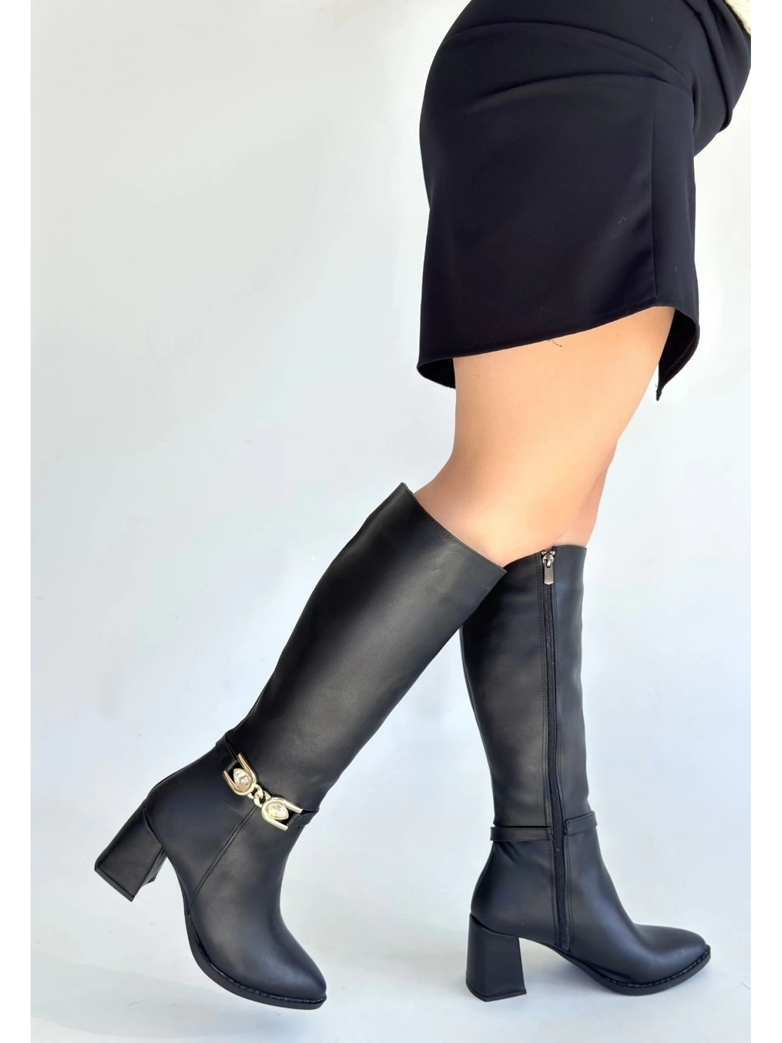 Mooni Siyah Cilt Topuklu Çizme