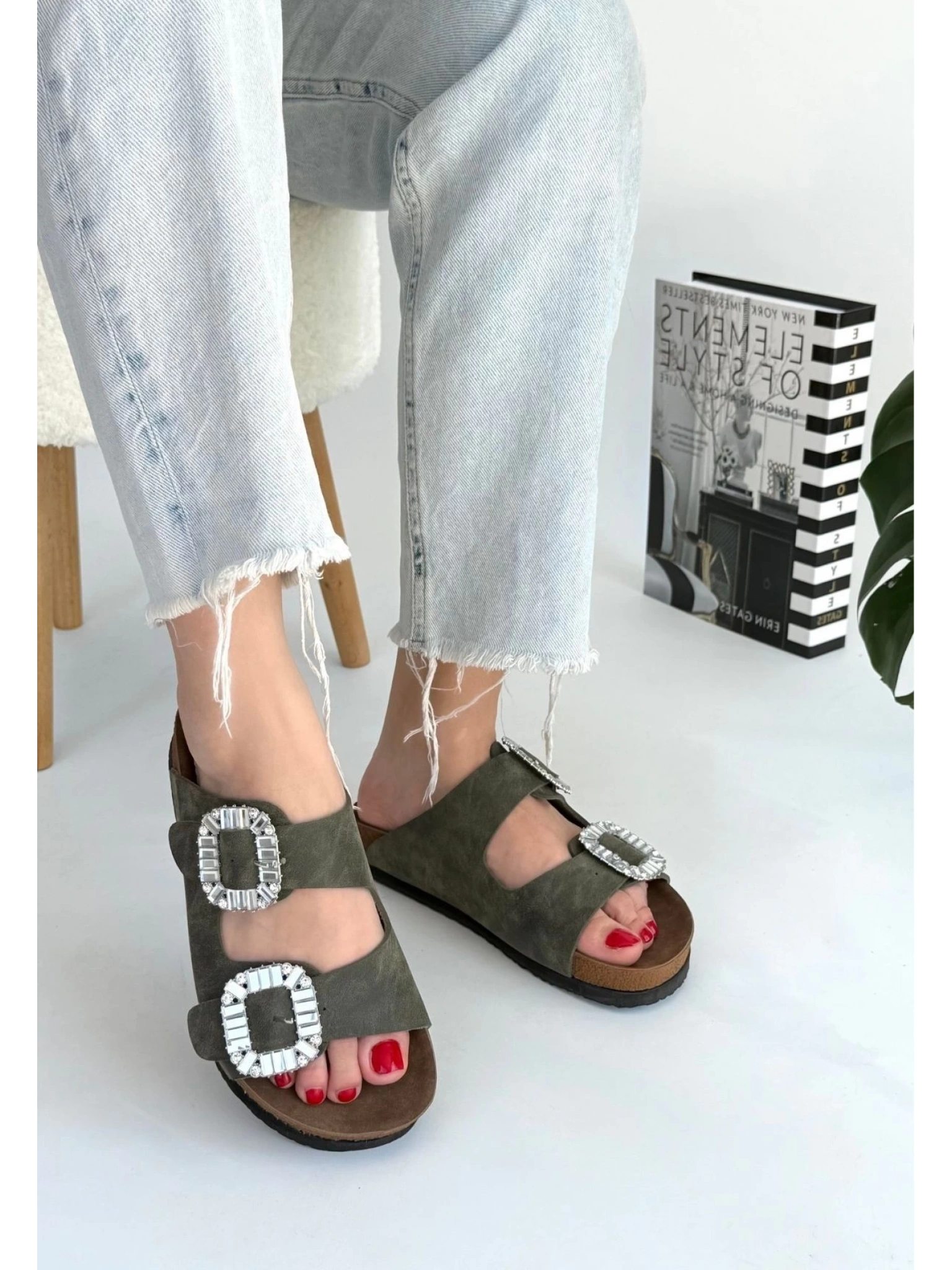 Nool Yeşil Nubuk Terlik