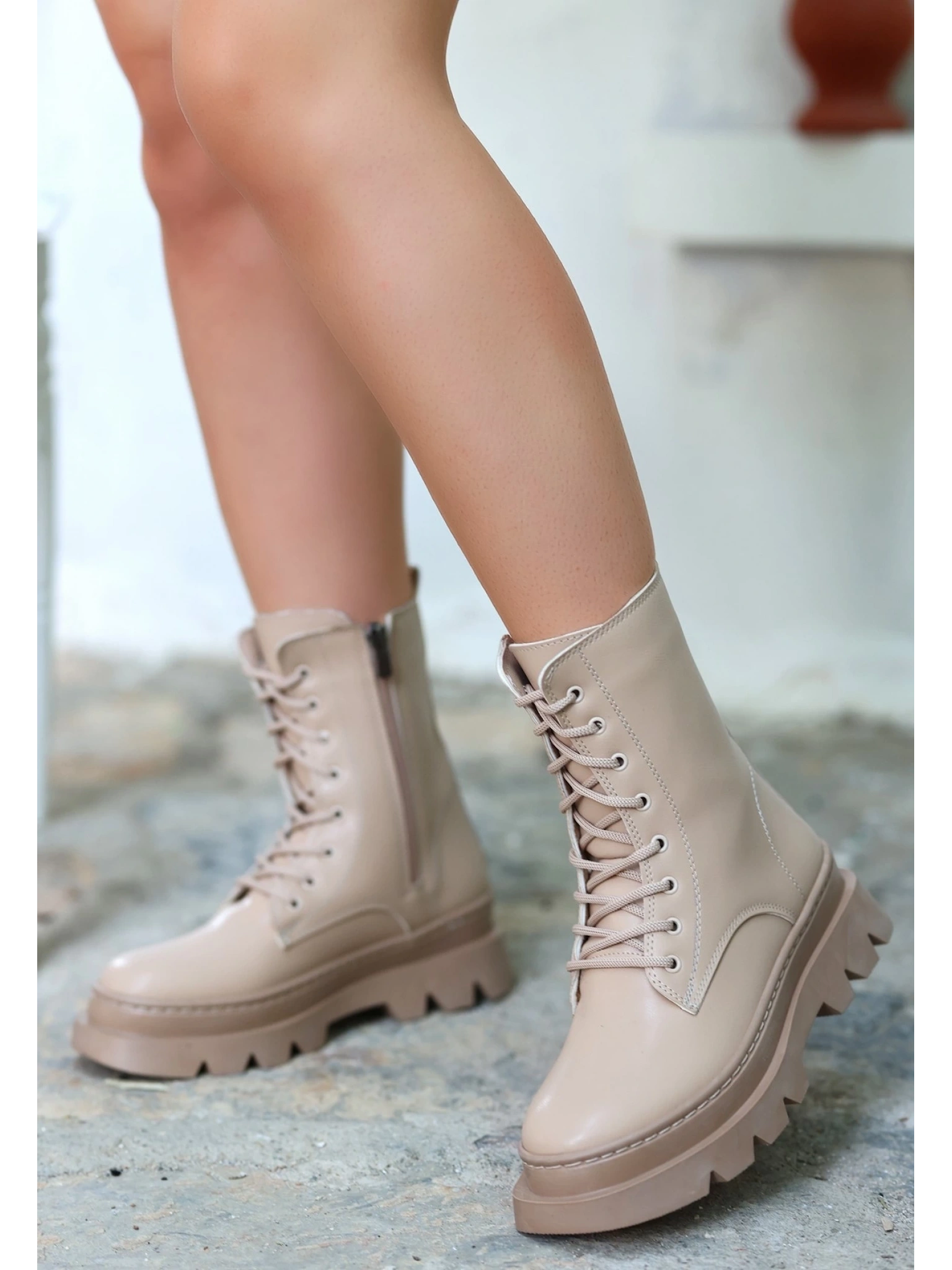 Orge Nude Cilt Bağcıklı Bot