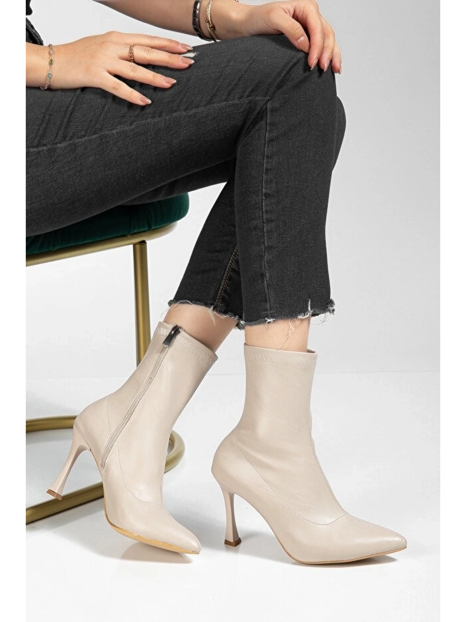 Orjen Bej Cilt Streç Topuklu Bot