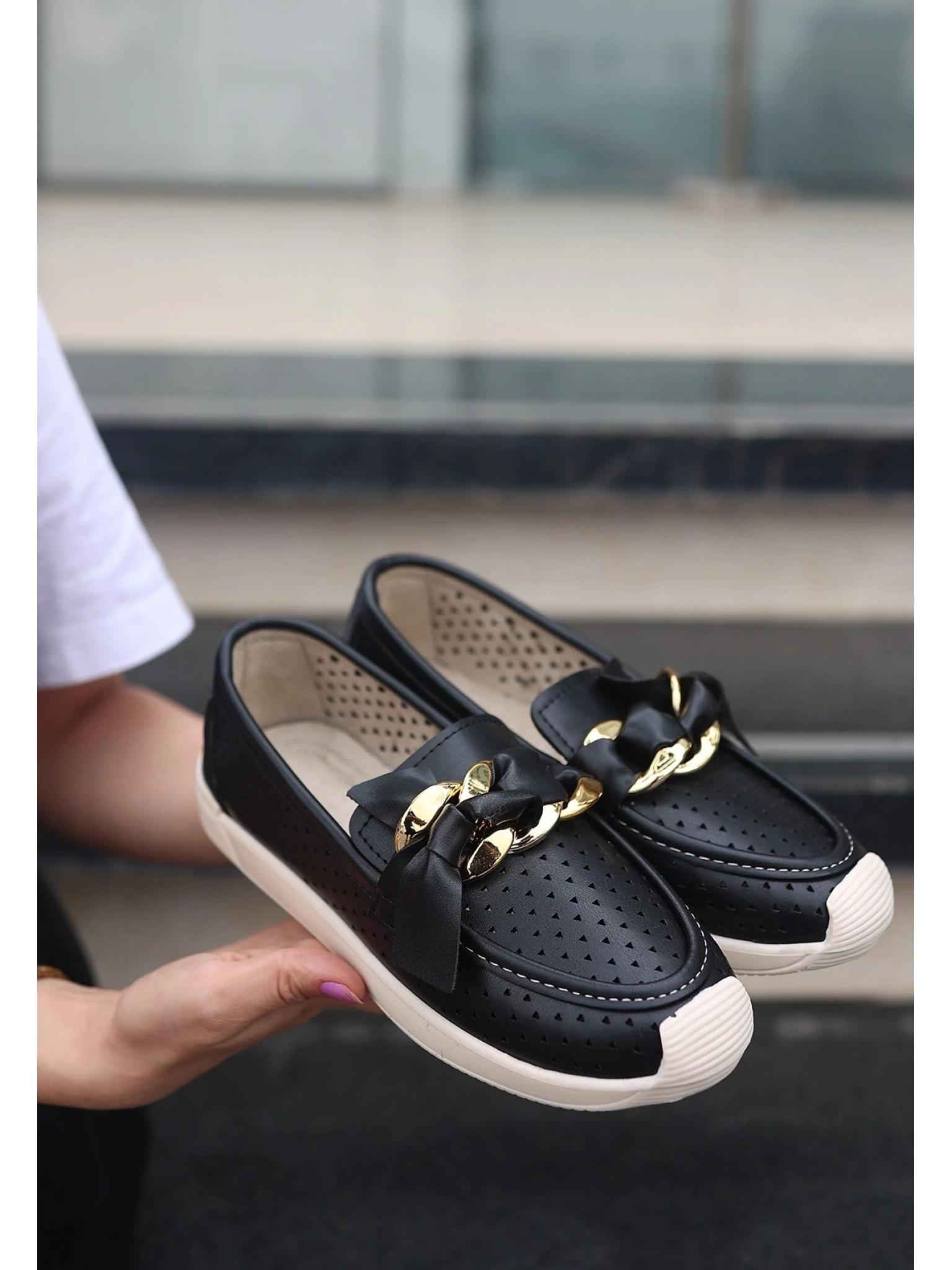 Riwan Siyah Cilt Babet Ayakkabı