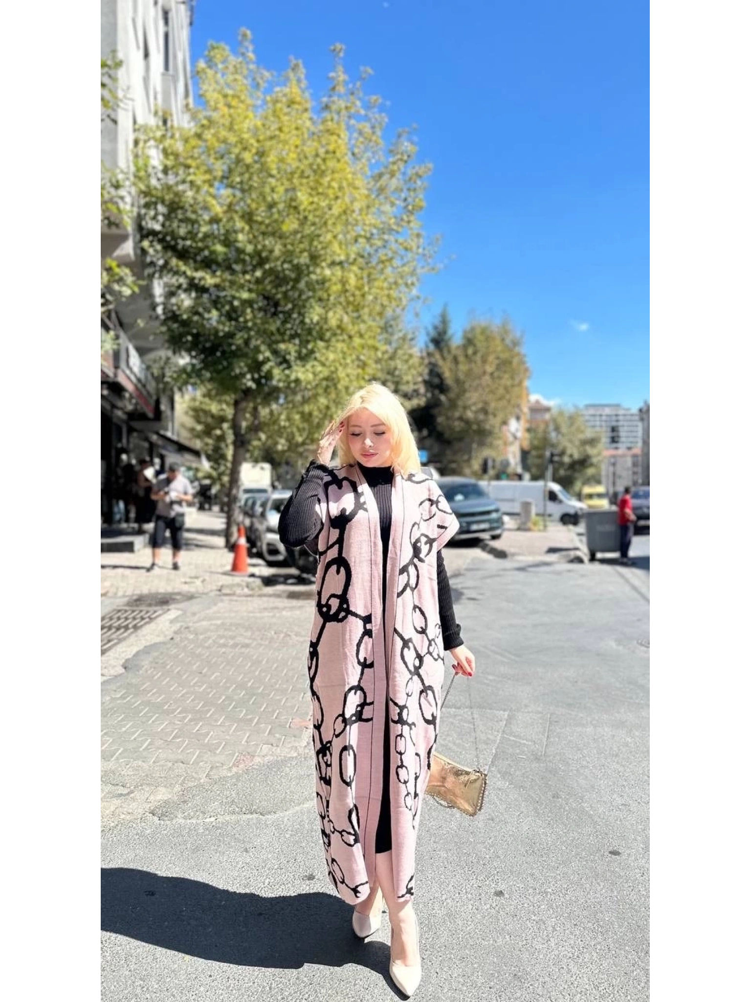 Siyah çizgi desenli elbiseli hırka takım pudra siyah