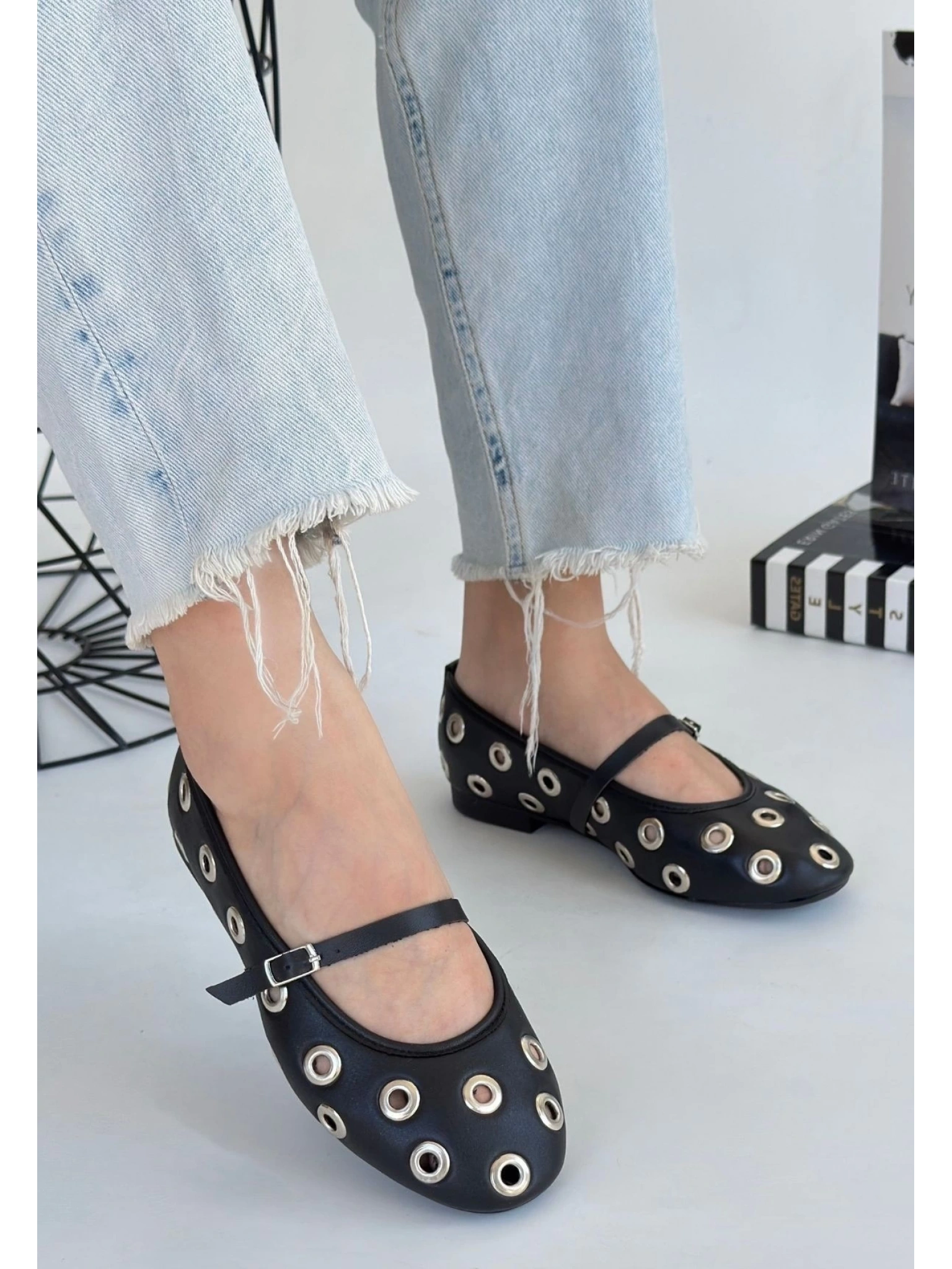 Tinta Siyah Cilt Babet Ayakkabı