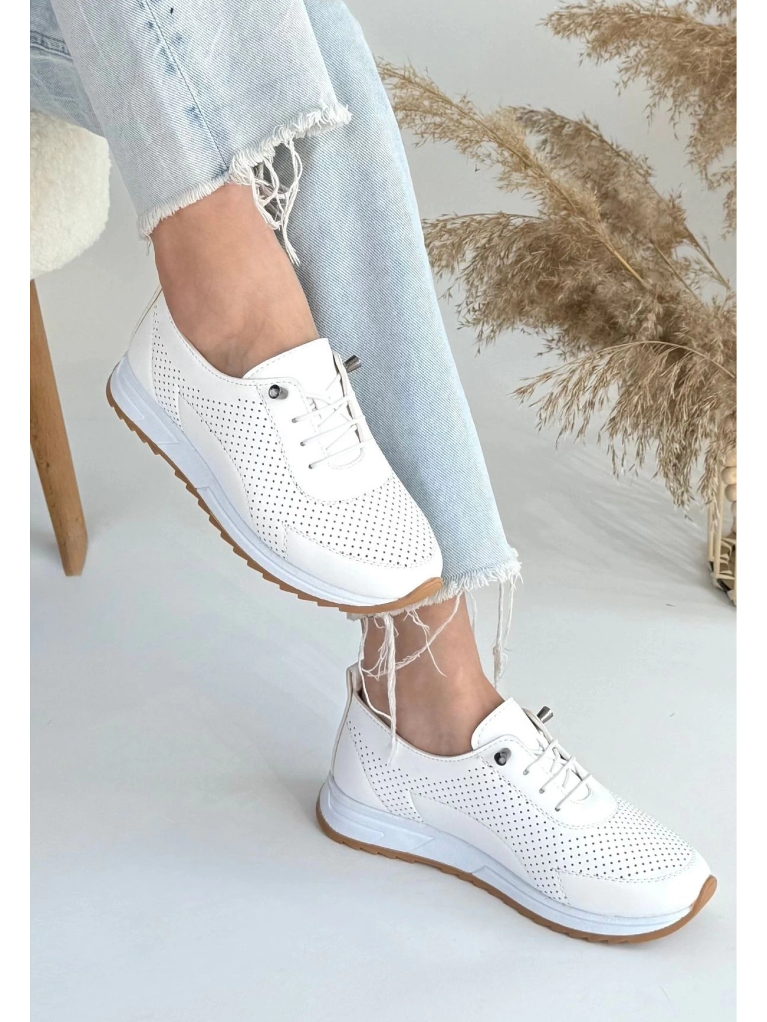 Tone Beyaz Cilt Bağcıklı Spor Ayakkabı