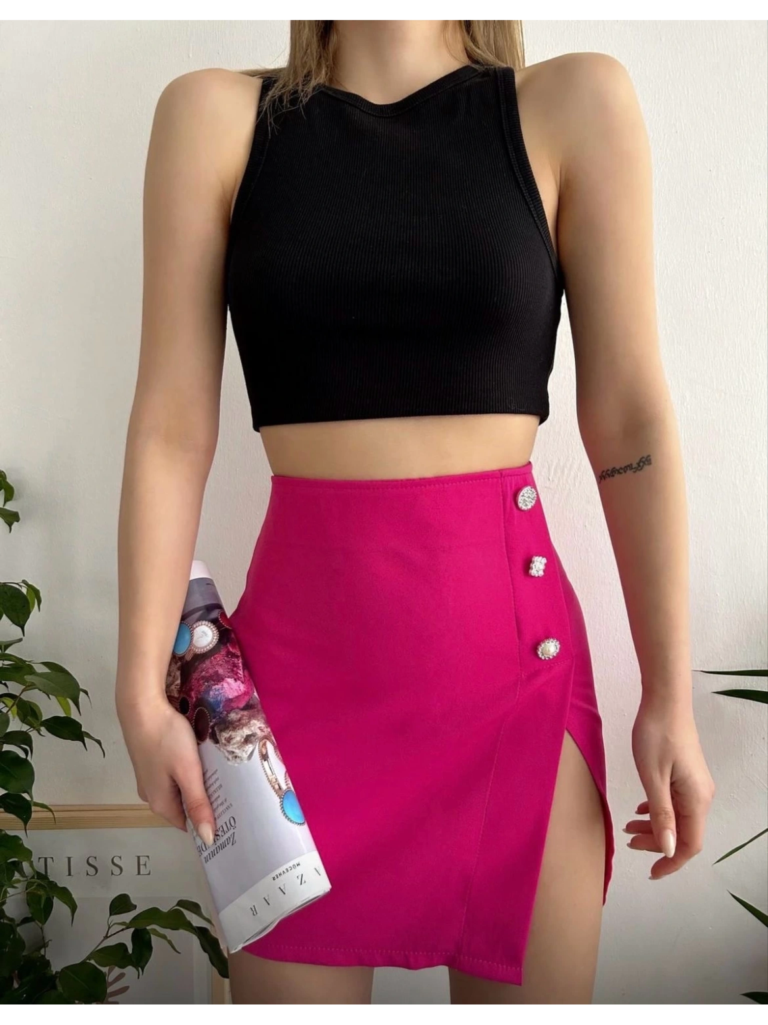 Üç taşlı mini etek