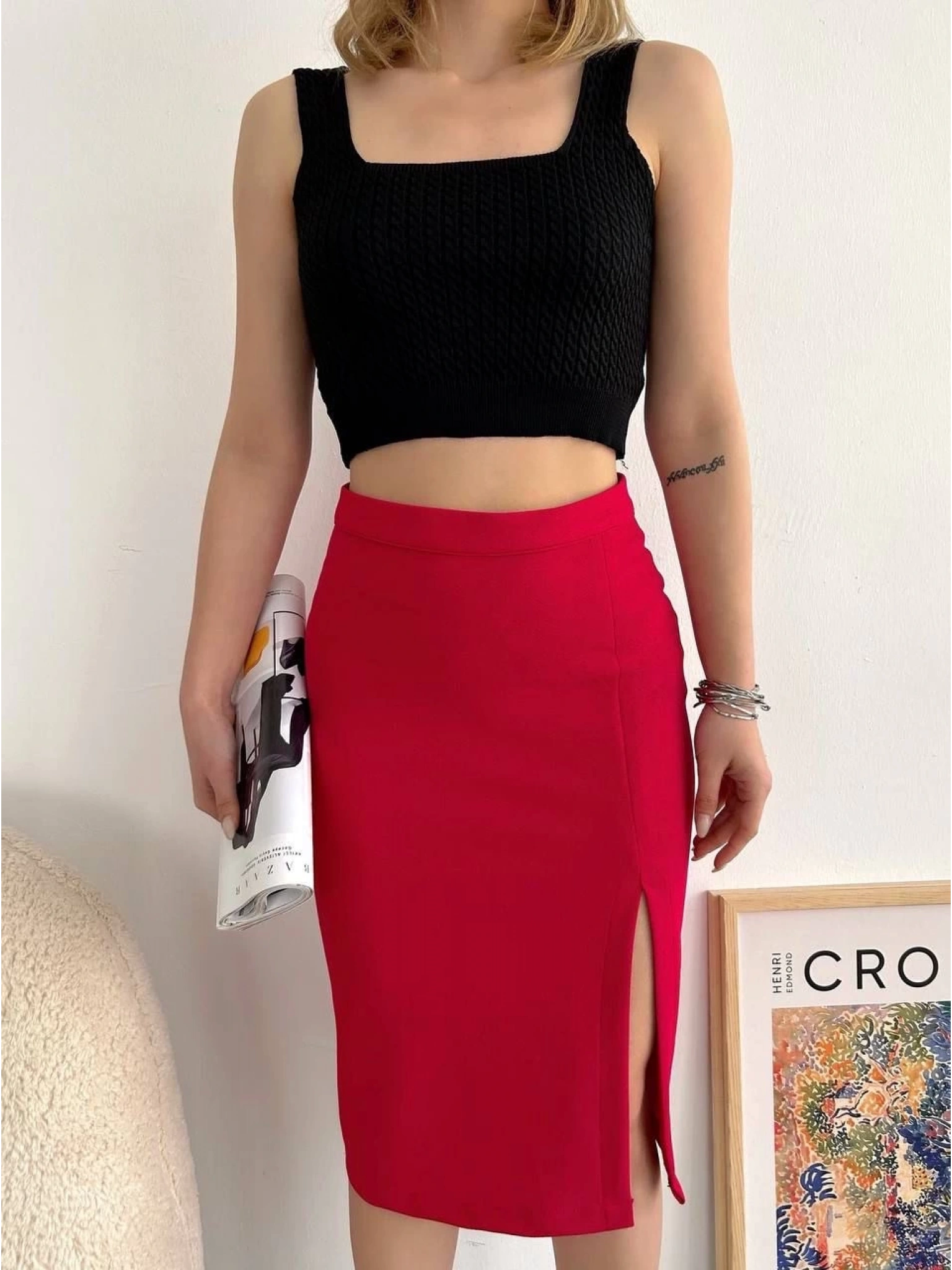 Yırtmaçlı esnek kumaş midi boy etek koyu kırmızı