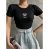 Bac nakışlı bluz