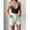 Kemer detaylı gabardin şort krem s25289