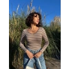 V yaka çizgili bluz bej A3699