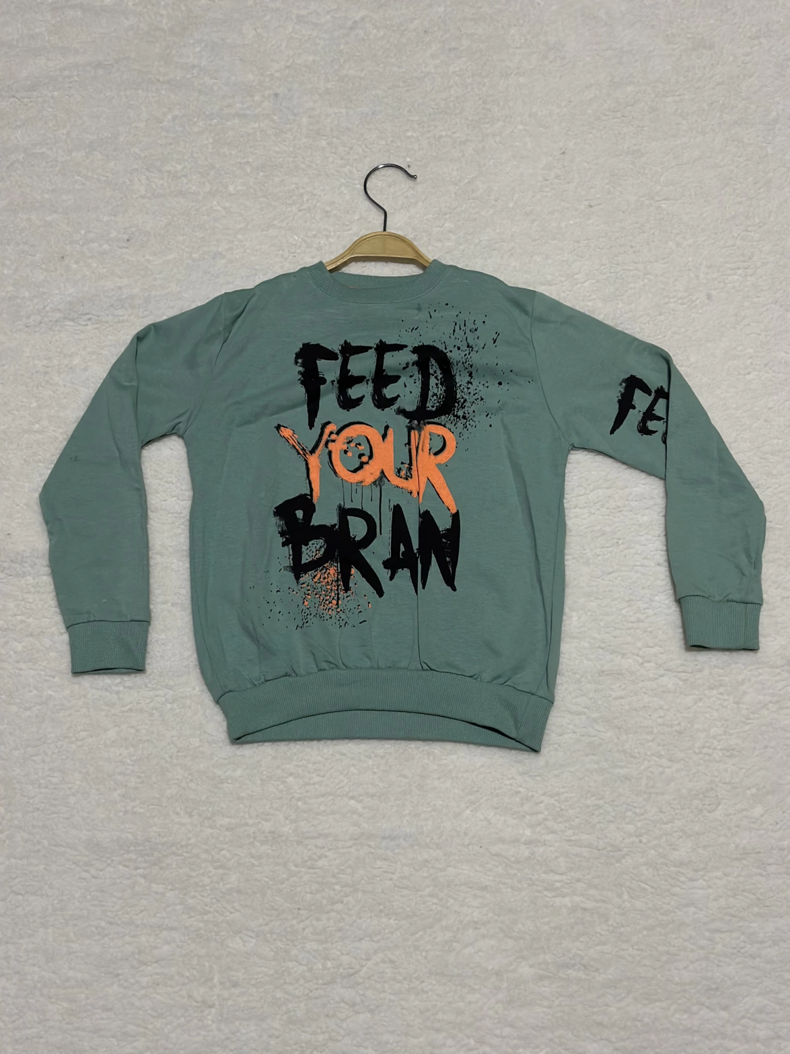 8 yaş Bisiklet yaka siyah turuncu yazı baskılı sweat erkek çocuk mint