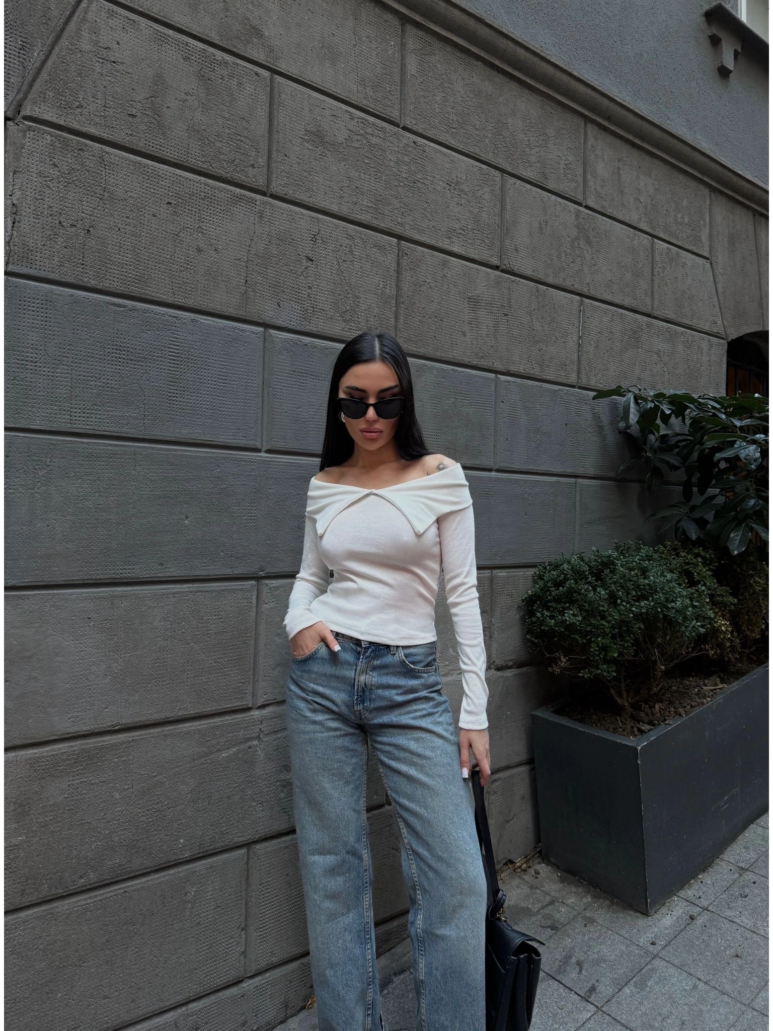 Kelebek yaka uzun kol bluz beyaz