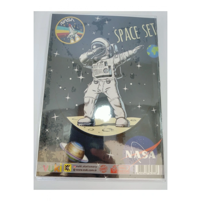 Hediyelik Defter A5 Boy Simli Ve Sulu Şeffaf Astronot Temalı Defter Okula Başlangıç Hediyesi