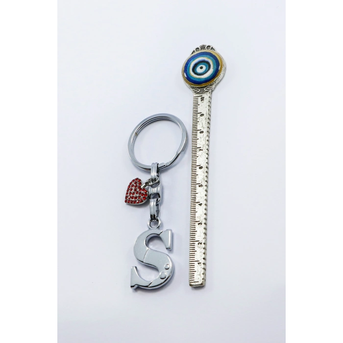Kırmızı Parlak Kalpli Gümüş Renkli Metal S Harfi Anahtarlık /Minik Çanta Süsü