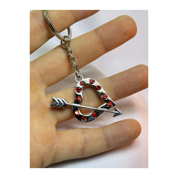 Kırmızı Taşlı Kalp Ve Ok Şekilli Metal Anahtarlık