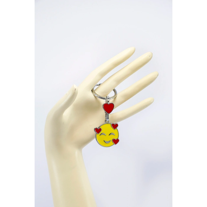 Gülümseyen Emoji Metal Anahtarlık, Kırmızı Metal Kalpli Küçük Çanta Süsü