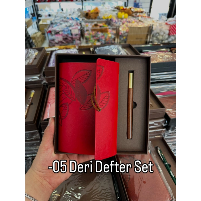 Yaprak Desenli Deri Defter Kalem Set