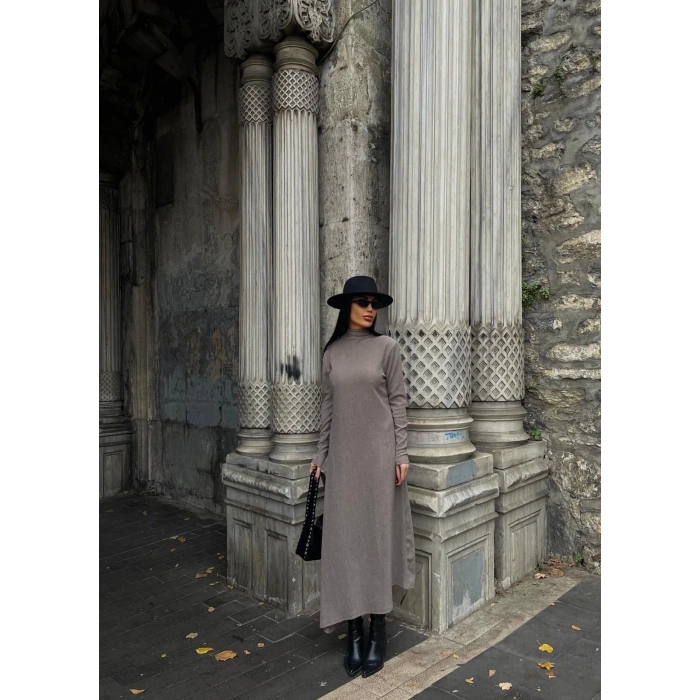 Boğazlı kalın bürümcük uzun elbise vizon