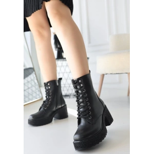 Emilla Siyah Cilt Bağcıklı Bot