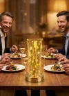 Corcoz® Silindirik Kristal Altın Toz Model LED Masa Lambası – Gold Tabanlı, Dokunmatik, 3 Renk Işık Modlu, Şarjlı Modern Dekoratif Gece Lambası