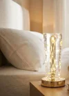Corcoz® Silindirik Kristal Altın Toz Model LED Masa Lambası – Gold Tabanlı, Dokunmatik, 3 Renk Işık Modlu, Şarjlı Modern Dekoratif Gece Lambası