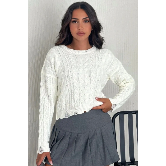 Yırtık Detaylı Örgü Desen Triko Kazak