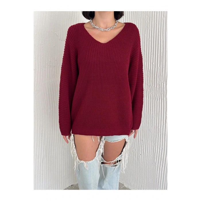 V Yaka Detaylı Modern ve Sade Örgü Kazak Modeli