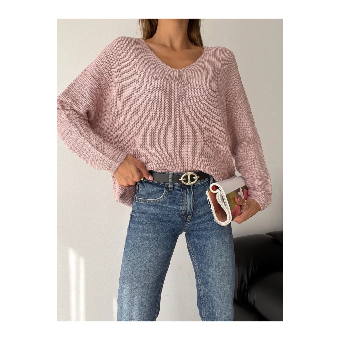 V Yaka Detaylı Modern ve Sade Örgü Kazak Modeli