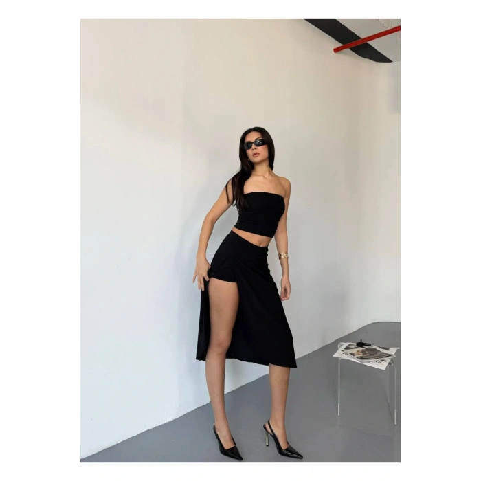 Şortlu Uzun Yırtmaçlı Etek