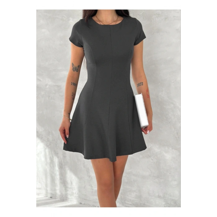 Kısa Kollu Mini Elbise
