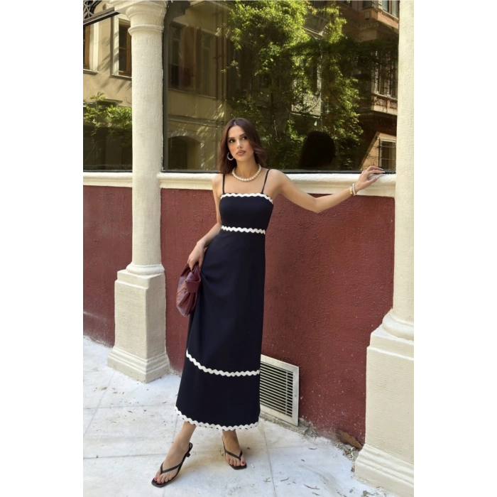 Şerit Detaylı İnce Askılı Elbise