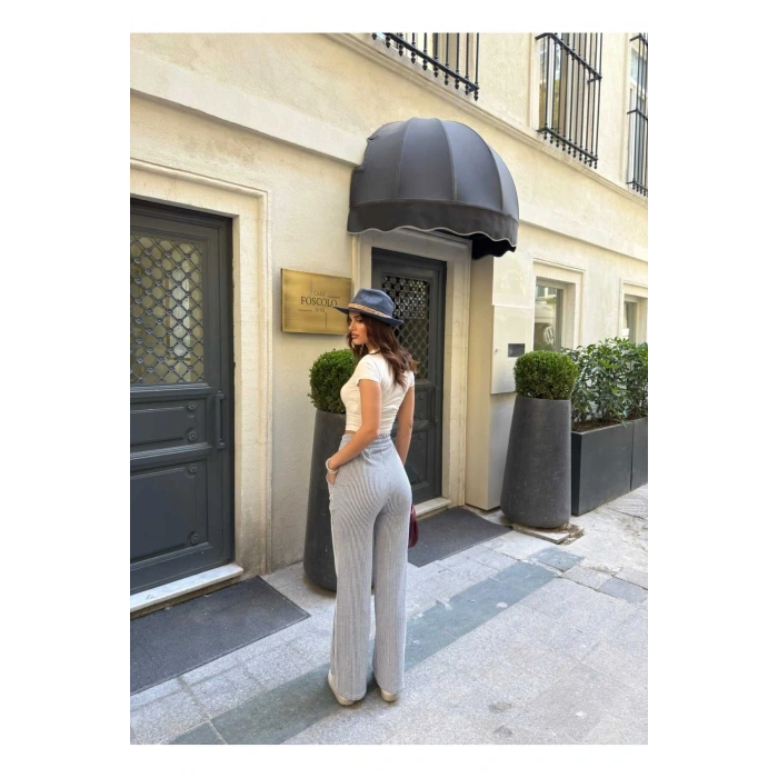 Çizgi Desenli Kumaş Pantolon