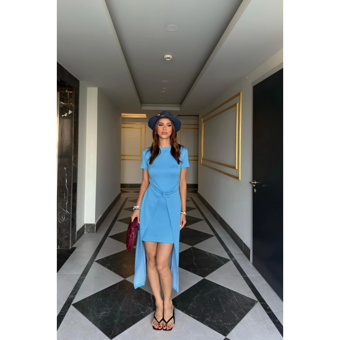 Arkası Uzun Bel Detaylı Elbise