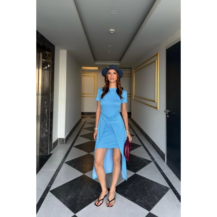 Arkası Uzun Bel Detaylı Elbise