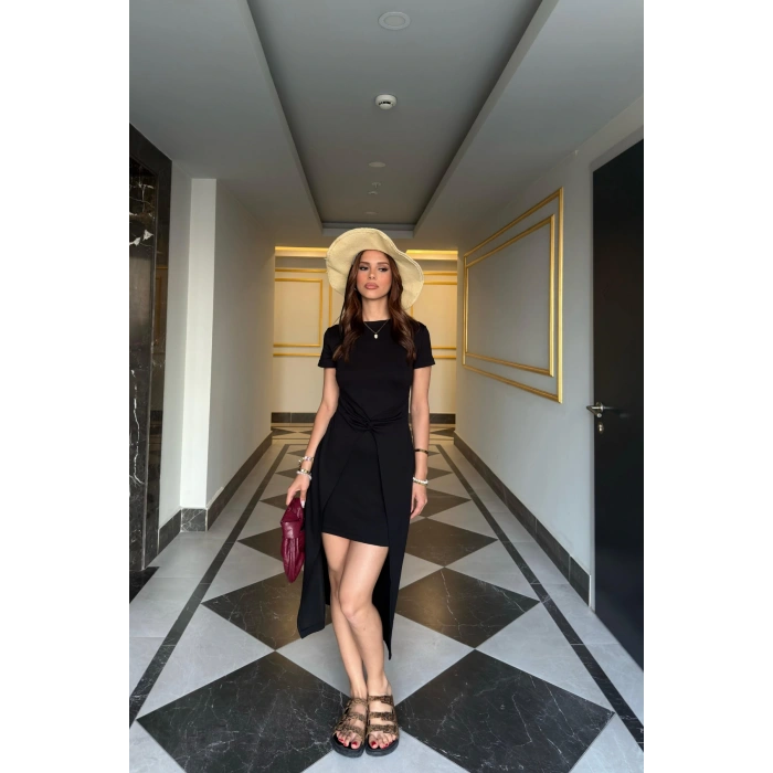 Arkası Uzun Bel Detaylı Elbise