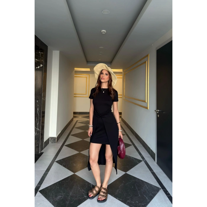 Arkası Uzun Bel Detaylı Elbise