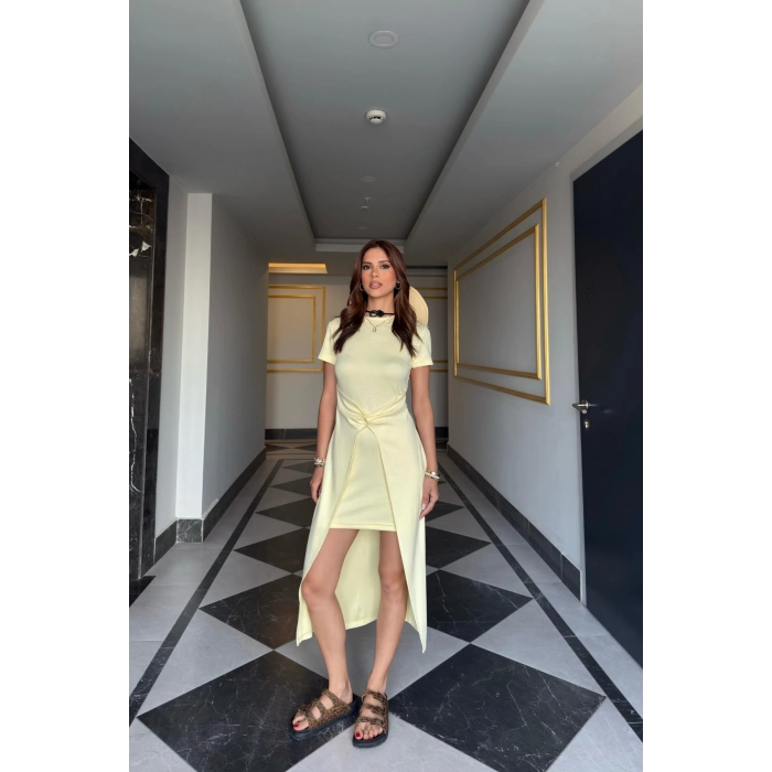 Arkası Uzun Bel Detaylı Elbise