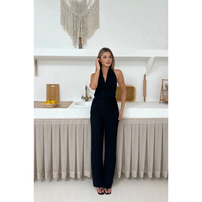 Kadın Siyah Degaje Yaka Sırt Dekolteli Bluz Pantolon Takım