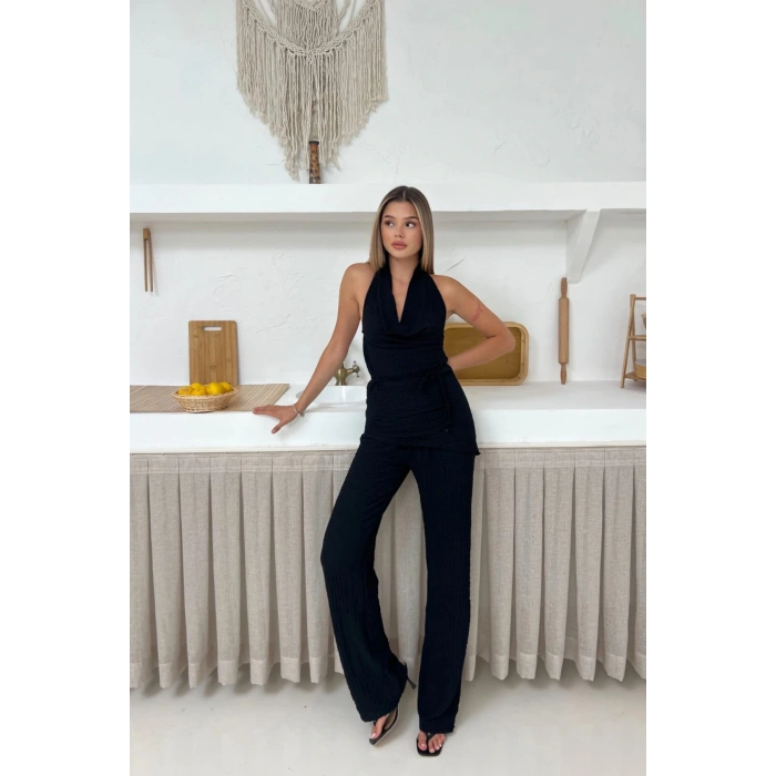 Kadın Siyah Degaje Yaka Sırt Dekolteli Bluz Pantolon Takım