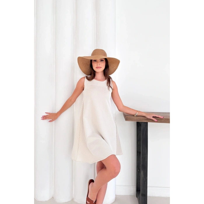 Kadın Bej Çizgi Detaylı Kolsuz Diz Üstü A Kesim Elbise