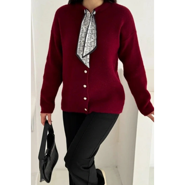 Fular Detaylı Düğmeli Triko Hırka