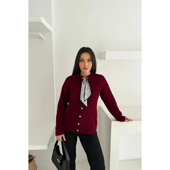 Fular Detaylı Düğmeli Triko Hırka