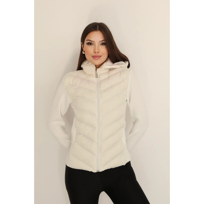 Kadın Krem Kapüşonlu Şişme Mont – Fermuarlı
